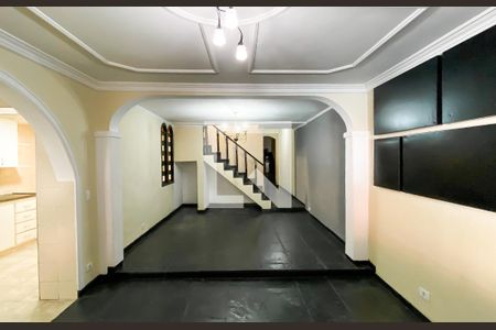 Sala de casa para alugar com 3 quartos, 280m² em Parque Paineiras, São Paulo