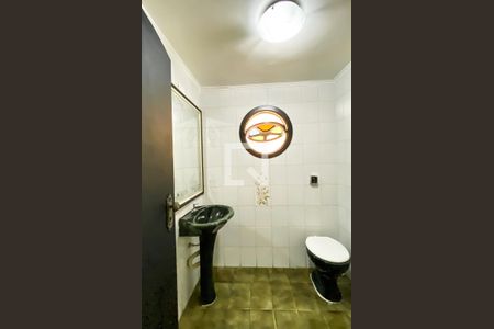 Lavabo  de casa para alugar com 3 quartos, 280m² em Parque Paineiras, São Paulo