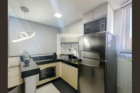 Sala/Cozinha de apartamento à venda com 2 quartos, 60m² em Parque Xangri-lá, Contagem