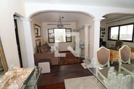 Sala de casa à venda com 4 quartos, 323m² em Jardim Guanabara, Rio de Janeiro