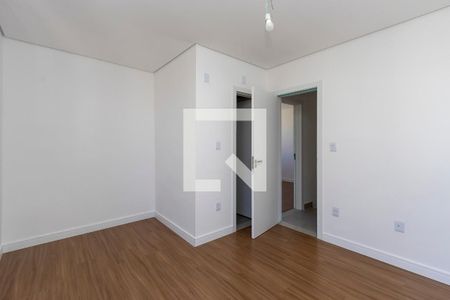 Quarto 2 - SemiSuíte de casa à venda com 3 quartos, 210m² em Planalto, Belo Horizonte