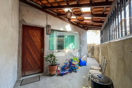 Quintal de casa à venda com 2 quartos, 134m² em Vila Pereira Barreto, São Paulo