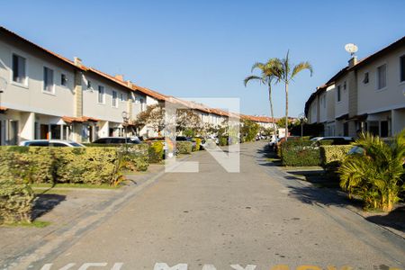Garagem de casa de condomínio à venda com 3 quartos, 100m² em Jardim Danfer, São Paulo