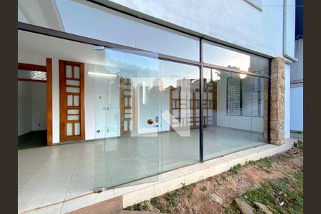 Varanda coberta de casa para alugar com 5 quartos, 700m² em São Bento, Belo Horizonte