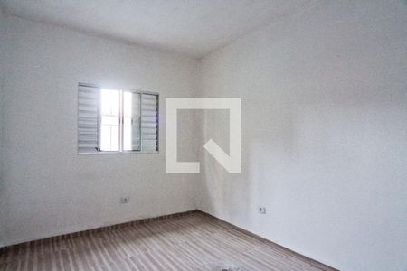 Quarto de casa para alugar com 1 quarto, 50m² em Parque Peruche, São Paulo