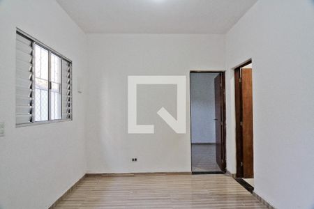 Sala de casa para alugar com 1 quarto, 50m² em Parque Peruche, São Paulo