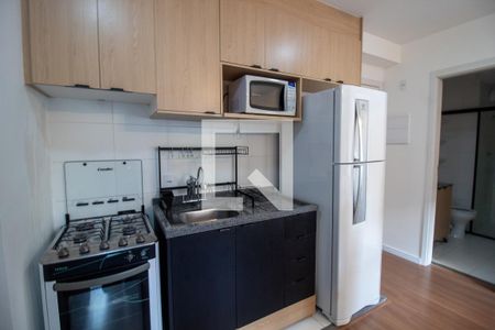 Cozinha de apartamento para alugar com 1 quarto, 34m² em Butantã, São Paulo