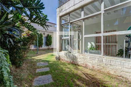 Casa à venda com 5 quartos, 341m² em Chácara Santo Antônio (Zona Sul), São Paulo