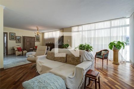 Casa à venda com 5 quartos, 341m² em Chácara Santo Antônio (Zona Sul), São Paulo