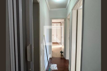Corredor de apartamento para alugar com 3 quartos, 107m² em Vila da Saúde, São Paulo