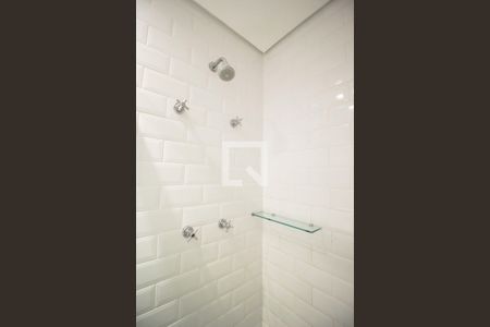 Banheiro de kitnet/studio para alugar com 1 quarto, 30m² em Vila Olímpia, São Paulo