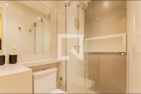 Banheiro de kitnet/studio para alugar com 1 quarto, 24m² em Vila Mariana, São Paulo