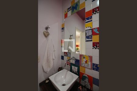 Lavabo de apartamento para alugar com 2 quartos, 90m² em Jardim Andrea Demarchi, São Bernardo do Campo