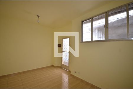 Sala de casa para alugar com 2 quartos, 45m² em Campo Grande, Rio de Janeiro