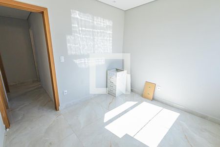 Quarto 2 de apartamento para alugar com 3 quartos, 70m² em Ouro Preto, Belo Horizonte