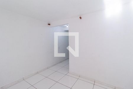 Quarto de casa à venda com 8 quartos, 470m² em Santa Maria, Osasco