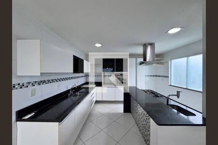 Cozinha de apartamento à venda com 3 quartos, 270m² em Vargem Grande, Rio de Janeiro