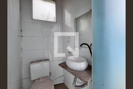 Banheiro de Serviço de apartamento à venda com 3 quartos, 270m² em Vargem Grande, Rio de Janeiro