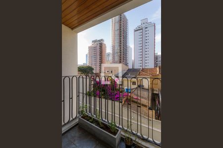 Varanda de apartamento à venda com 2 quartos, 64m² em Vila Olímpia, São Paulo