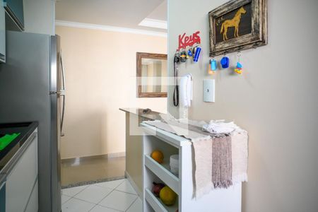 Cozinha de apartamento para alugar com 2 quartos, 56m² em Vila Caraguata, São Paulo