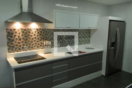 Cozinha de casa de condomínio à venda com 3 quartos, 130m² em Taquara, Rio de Janeiro