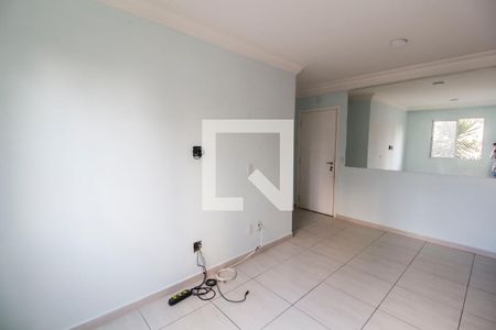 Sala  de apartamento para alugar com 2 quartos, 48m² em Vila da Oportunidade, Carapicuíba