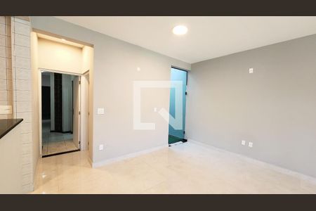Sala de casa à venda com 4 quartos, 237m² em Jardim Campos Elisios, Jundiaí