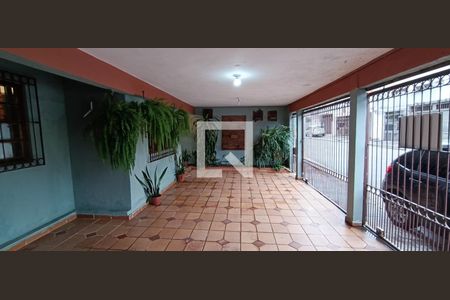 Garagem de casa à venda com 3 quartos, 140m² em Vila Sonia, São Paulo