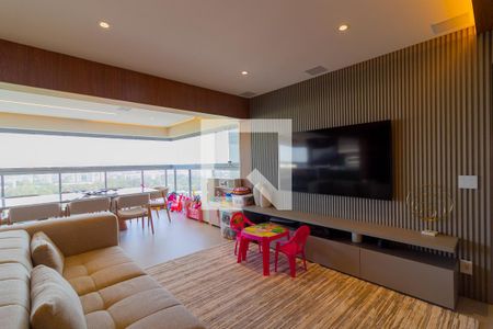 Sala de Tv de apartamento à venda com 3 quartos, 155m² em Vila Sofia, São Paulo