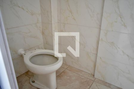 Banheiro de serviço de apartamento à venda com 2 quartos, 75m² em Vila Clementino, São Paulo