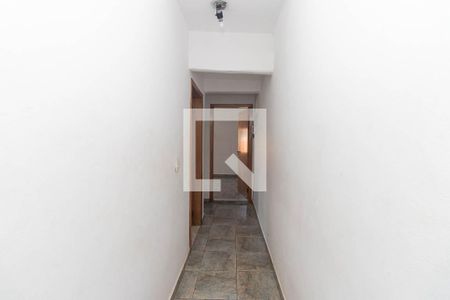 Corredor dos Quartos de casa à venda com 5 quartos, 214m² em Vila Germinal, São Paulo