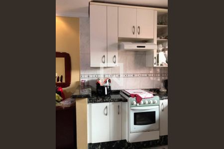 Casa à venda com 3 quartos, 215m² em Parque das Nações, Santo André