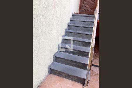 Casa à venda com 3 quartos, 215m² em Parque das Nações, Santo André