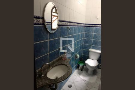 Casa à venda com 3 quartos, 215m² em Parque das Nações, Santo André