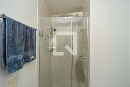 Banheiro Social de apartamento à venda com 3 quartos, 64m² em Jardim Itu, Porto Alegre