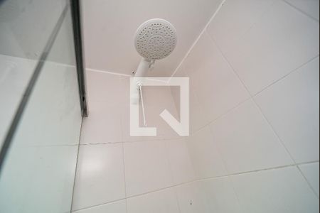 Banheiro da Suíte 2 de apartamento à venda com 3 quartos, 64m² em Jardim Itu, Porto Alegre
