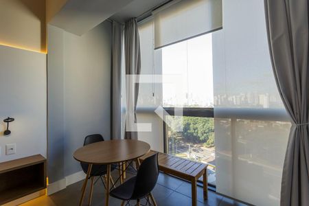 Sala/Quarto de kitnet/studio à venda com 1 quarto, 26m² em Vila Olímpia, São Paulo