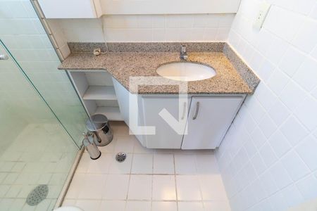 Banheirio da Suíte de apartamento para alugar com 1 quarto, 42m² em Cambuí, Campinas