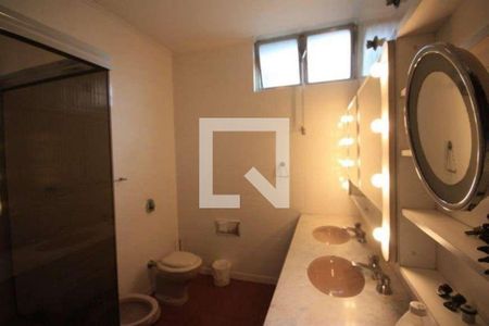 Casa à venda com 5 quartos, 314m² em Butantã, São Paulo