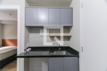 Sala/Cozinha de apartamento à venda com 1 quarto, 27m² em Vila Butantã, São Paulo