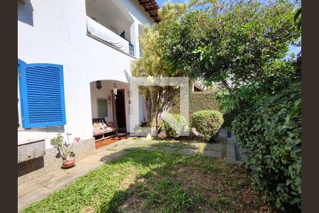 Quintal Frente de casa de condomínio à venda com 5 quartos, 316m² em Freguesia (jacarepaguá), Rio de Janeiro
