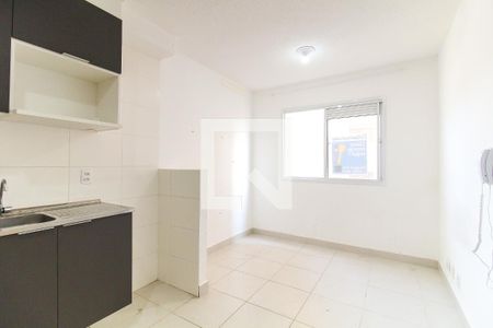 Sala/Cozinha de apartamento para alugar com 2 quartos, 42m² em Colônia (zona Leste), São Paulo