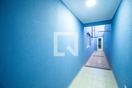 Corredor de kitnet/studio para alugar com 1 quarto, 80m² em Jardim Botucatu, Sorocaba