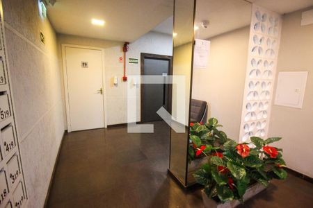 Hall de entrada de apartamento à venda com 1 quarto, 39m² em Centro Histórico, Porto Alegre