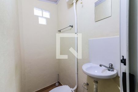 Banheiro 1 de casa para alugar com 1 quarto, 38m² em Jardim Sarah, São Paulo
