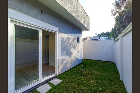 Quintal de casa de condomínio à venda com 3 quartos, 111m² em Chapéu do Sol, Porto Alegre