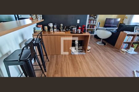 Sala de apartamento à venda com 2 quartos, 68m² em Parque Reboucas, São Paulo