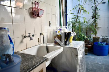 Área de Serviço de casa à venda com 3 quartos, 220m² em Chácara Inglesa, São Paulo