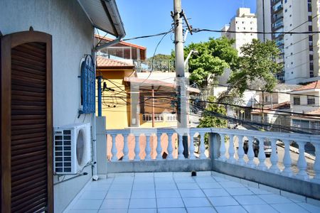 Varanda Suíte 1 de casa à venda com 3 quartos, 220m² em Chácara Inglesa, São Paulo