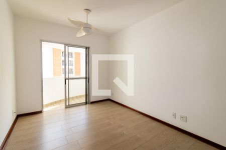 Sala de apartamento para alugar com 2 quartos, 75m² em Botafogo, Campinas